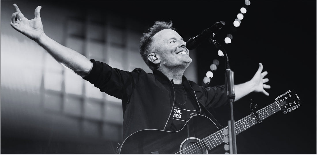 Chris Tomlin Brings Back Worship Under the Stars for Fall 2026